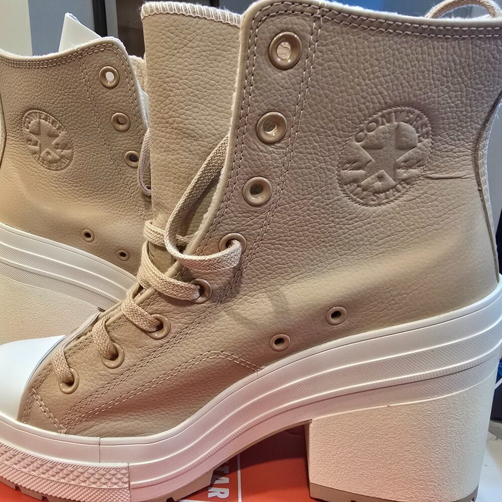 Converse Chuck 70 De Luxe Weatherized Leather Sz 8 Women Shoes Boots A12345C NEW